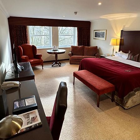 Macdonald Norwood Hall Hotel Aberdeen Kamer foto
