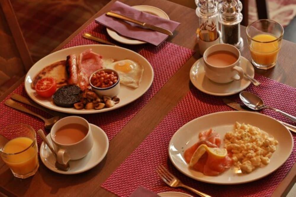Macdonald Norwood Hall Hotel Aberdeen Buitenkant foto