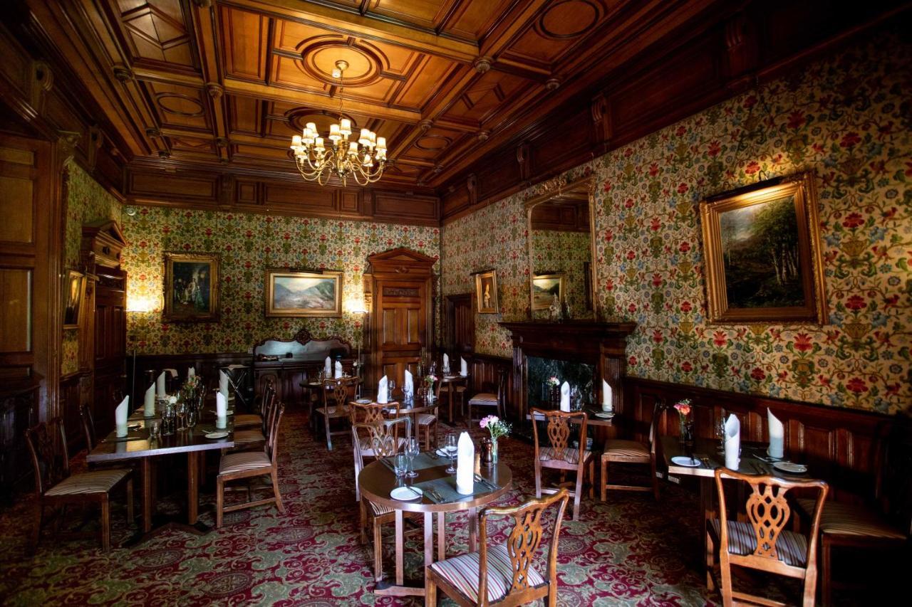 Macdonald Norwood Hall Hotel Aberdeen Buitenkant foto