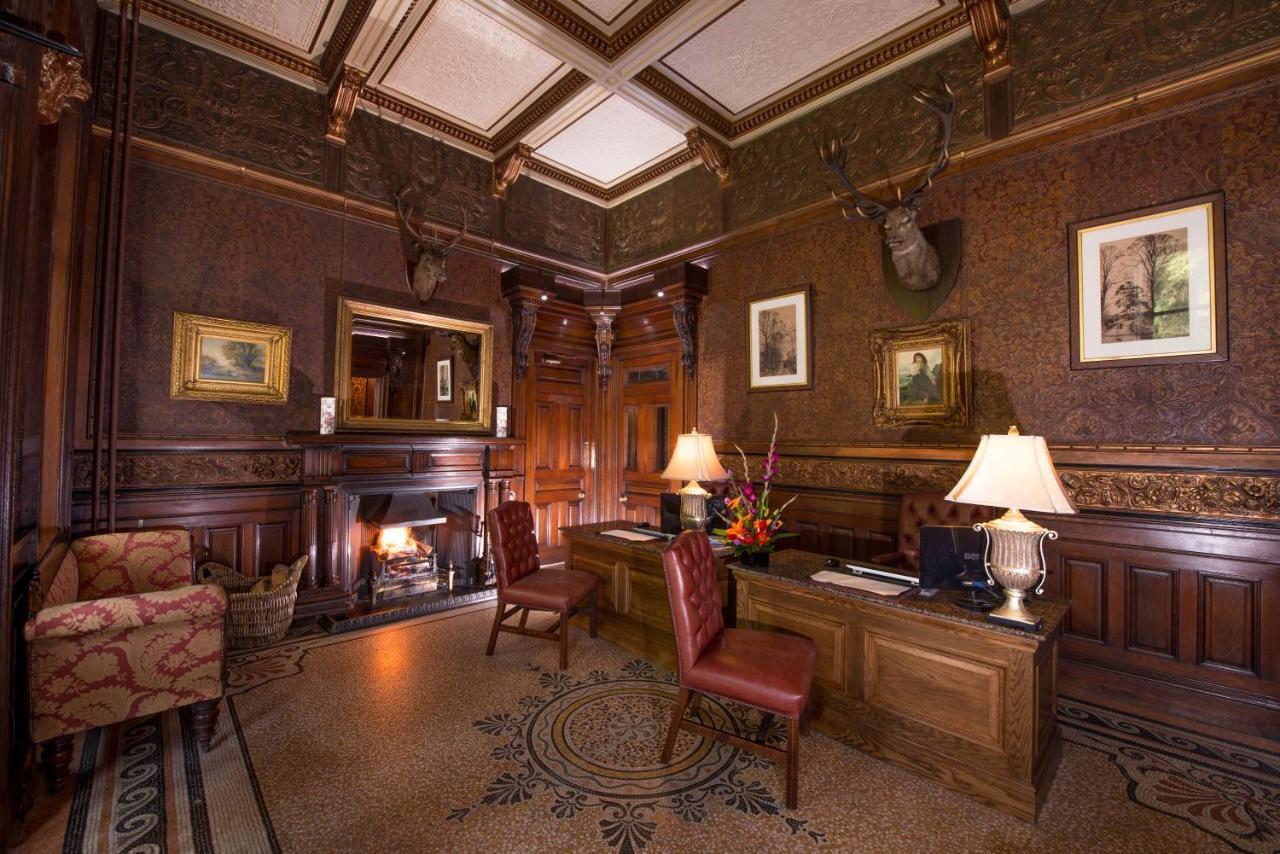 Macdonald Norwood Hall Hotel Aberdeen Buitenkant foto