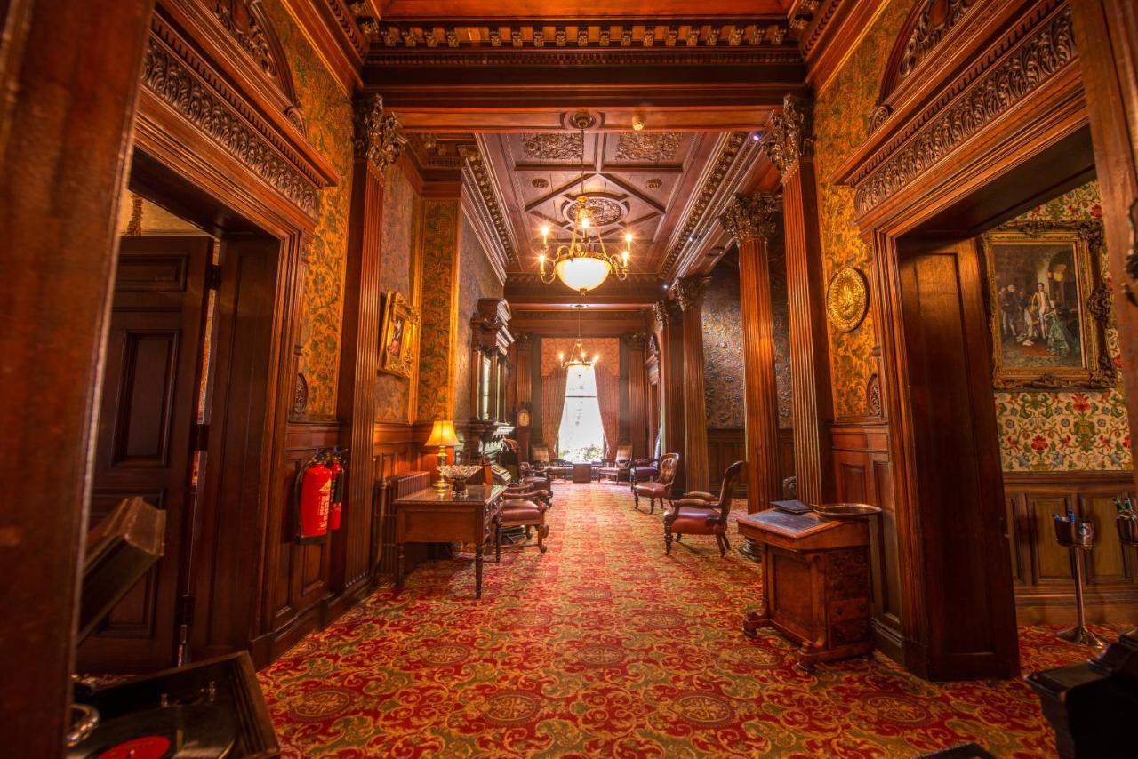 Macdonald Norwood Hall Hotel Aberdeen Buitenkant foto