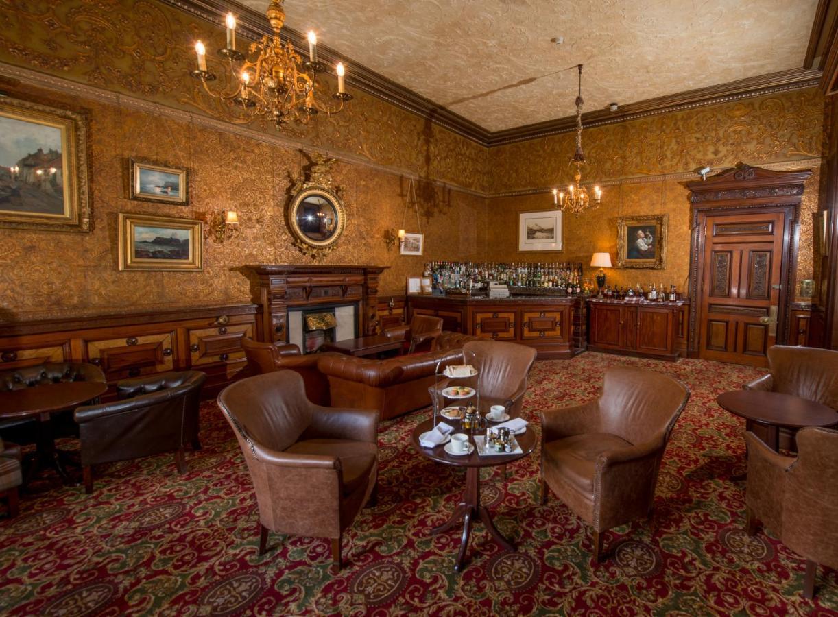 Macdonald Norwood Hall Hotel Aberdeen Buitenkant foto