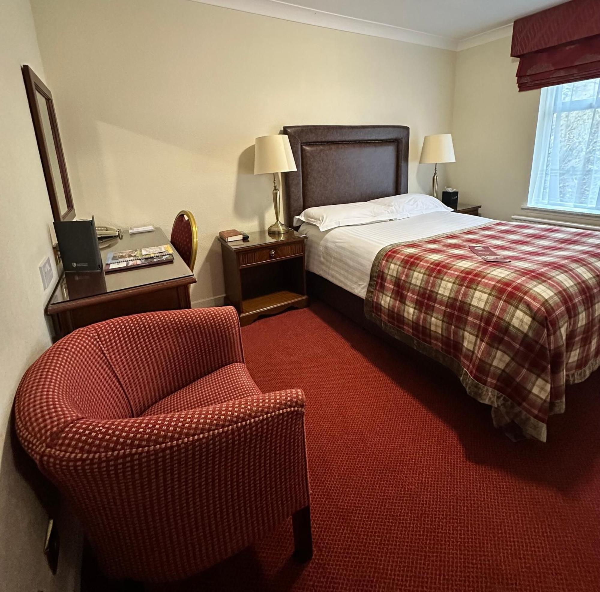 Macdonald Norwood Hall Hotel Aberdeen Kamer foto