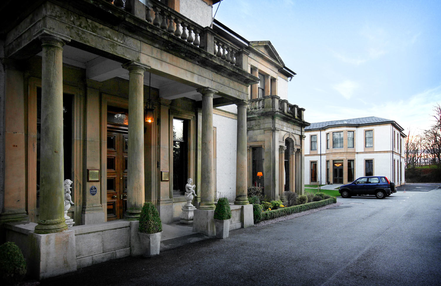 Macdonald Norwood Hall Hotel Aberdeen Buitenkant foto